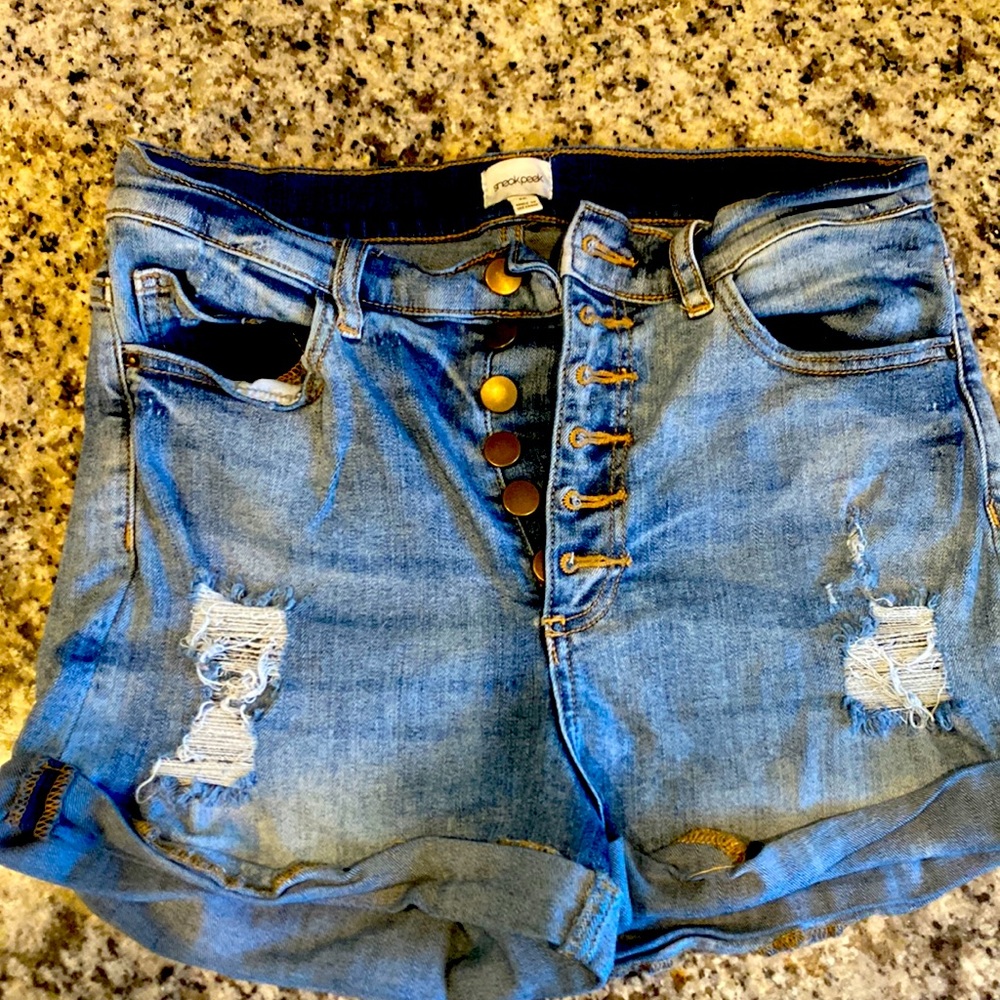 Women’s Medium Jean Shorts